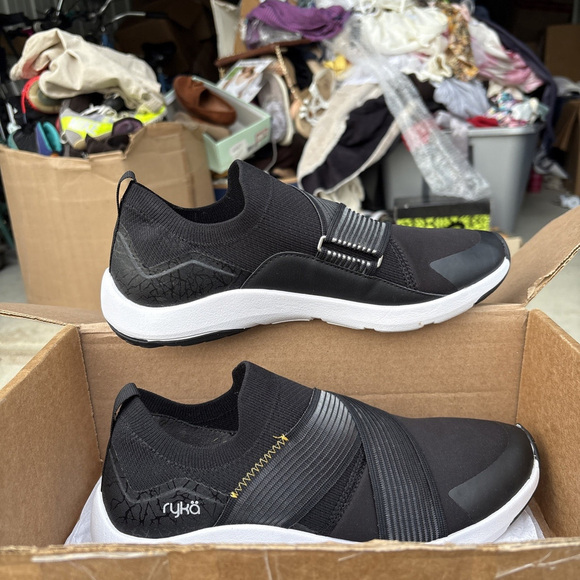 Ryka Womens Empower Walking Shoes NWB Size 10M Black final sale price! - Picture 4 of 7